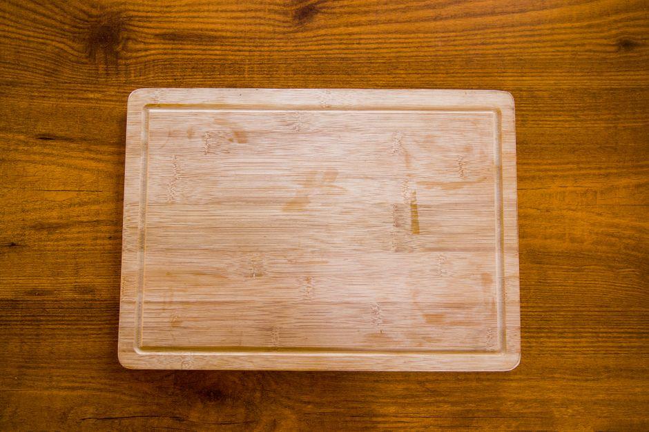 What Is the Best Chopping Board Material for Easy, Safe Kitchen Prep